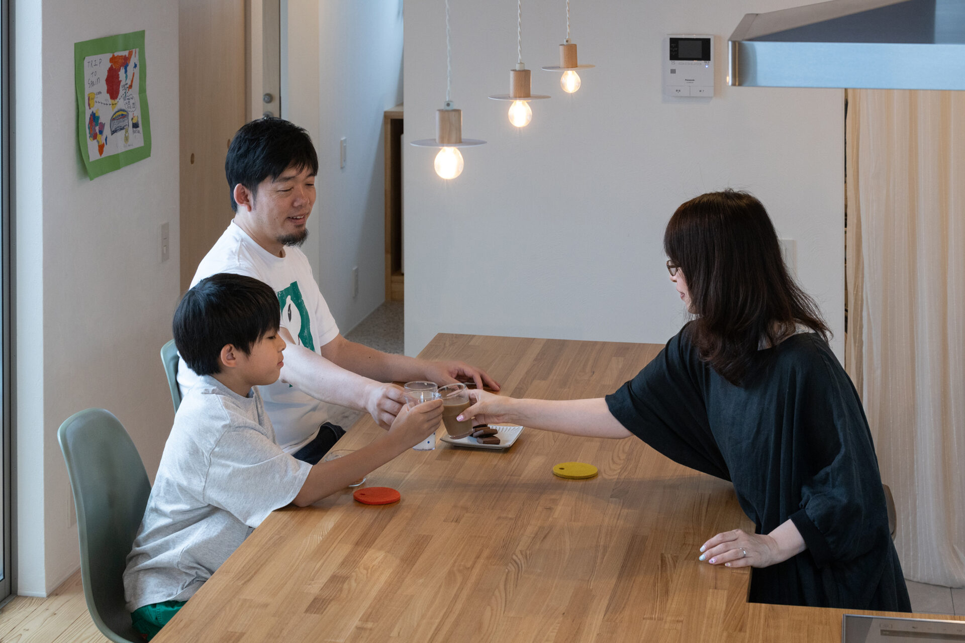 スタッフと相談の様子